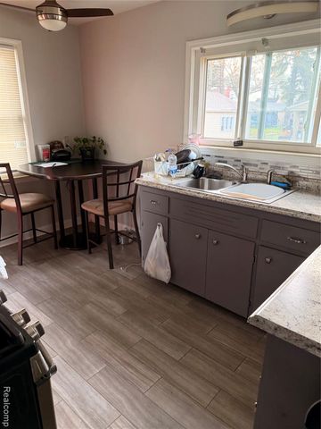 17389 Eddon Street, Melvindale, MI 48122