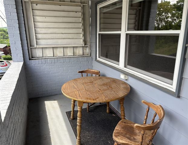 931 Hilltop St, Munhall, PA 15120
