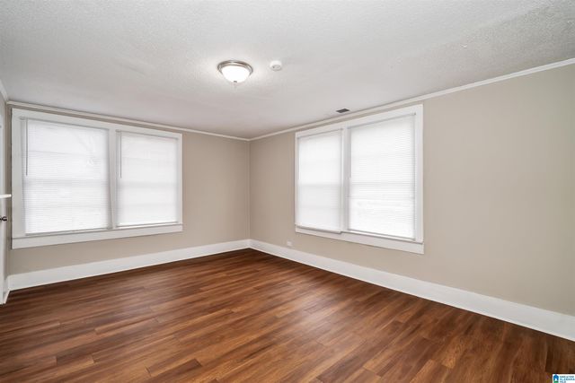 2321 10TH AVENUE N, Bessemer, AL 35020