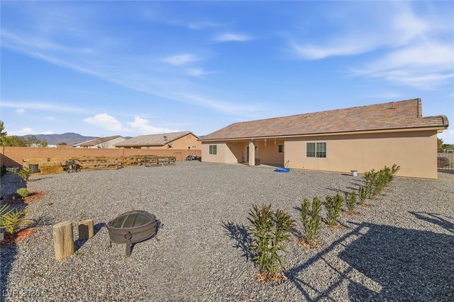 4800 Honey Locust Drive, Pahrump, NV 89061