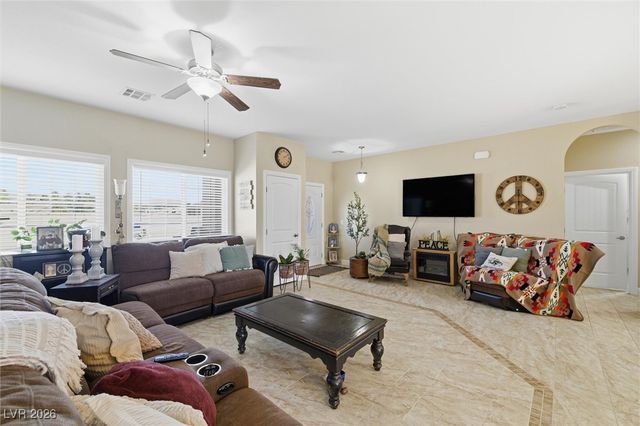 4800 Honey Locust Drive, Pahrump, NV 89061