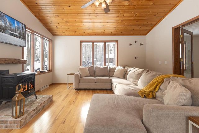 7186 CLARK POINT ROAD, Winneconne, WI 54986