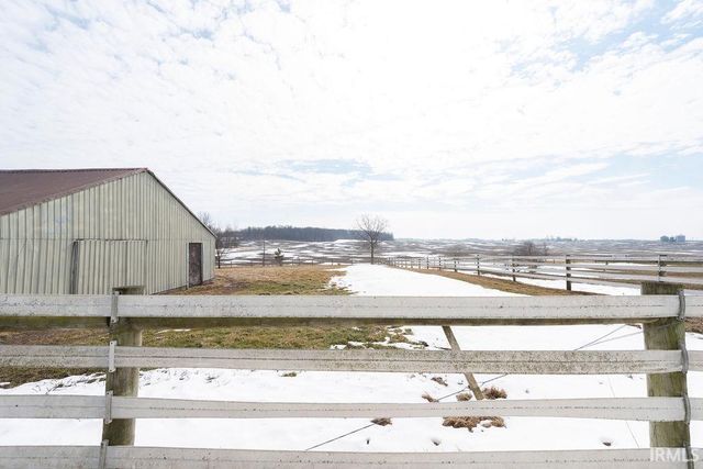 3960 E 500 N, Columbia City, IN 46725