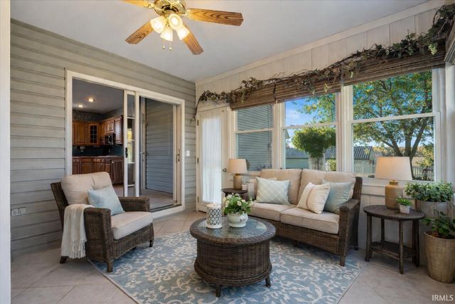 3960 E 500 N, Columbia City, IN 46725