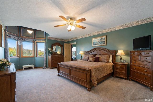 3960 E 500 N, Columbia City, IN 46725