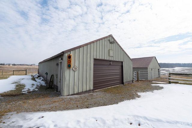 3960 E 500 N, Columbia City, IN 46725