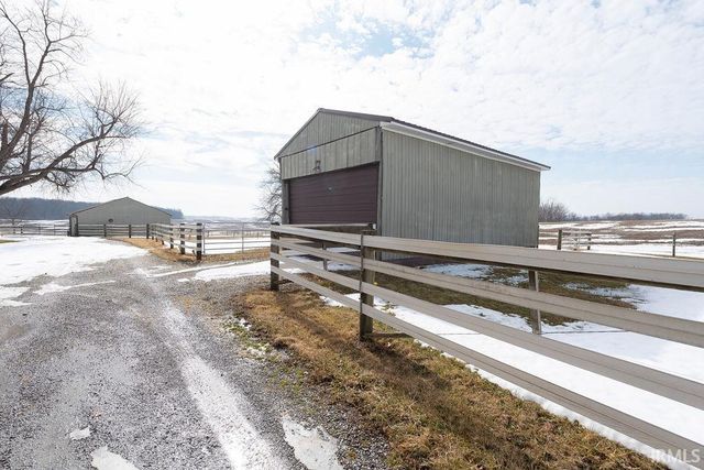 3960 E 500 N, Columbia City, IN 46725