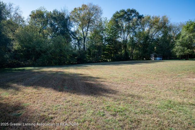 3081 Avonlea Knoll Way, Webberville, MI 48892