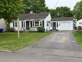 100 Arland Drive, Pawtucket, RI 02861