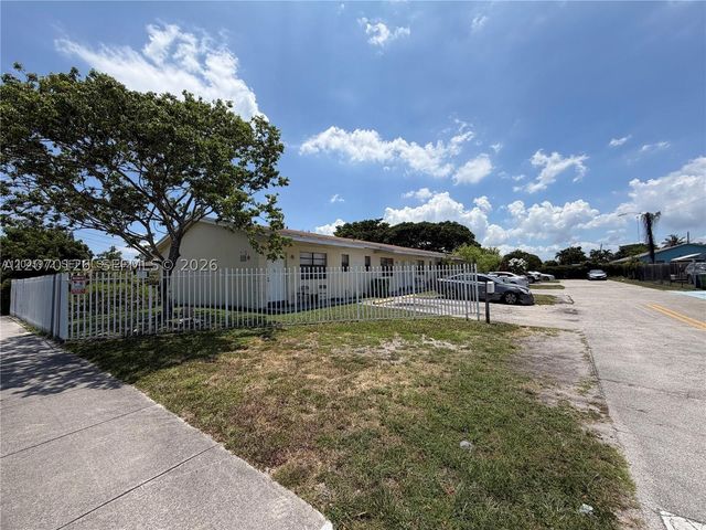 333 NW 2nd Ave 5, Hallandale Beach, FL 33009