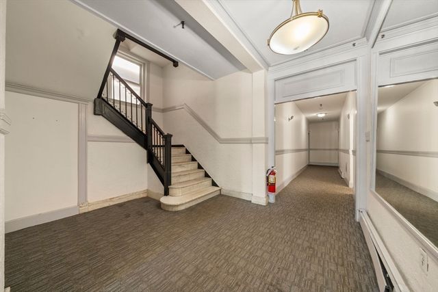 451 Park Dr 2B, Boston, MA 02215
