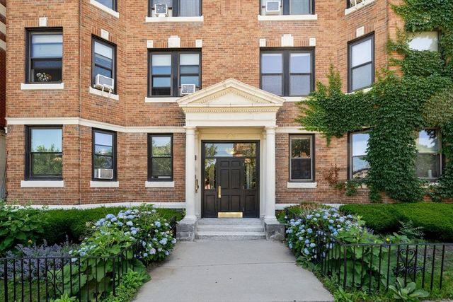 451 Park Dr 2B, Boston, MA 02215