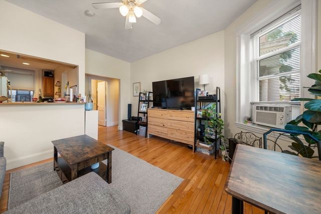 451 Park Dr 2B, Boston, MA 02215