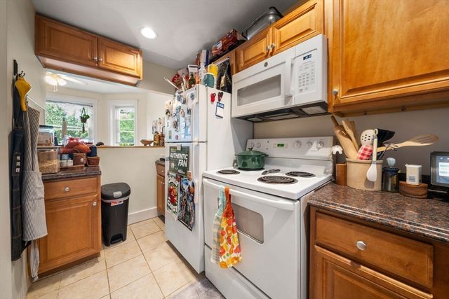 451 Park Dr 2B, Boston, MA 02215