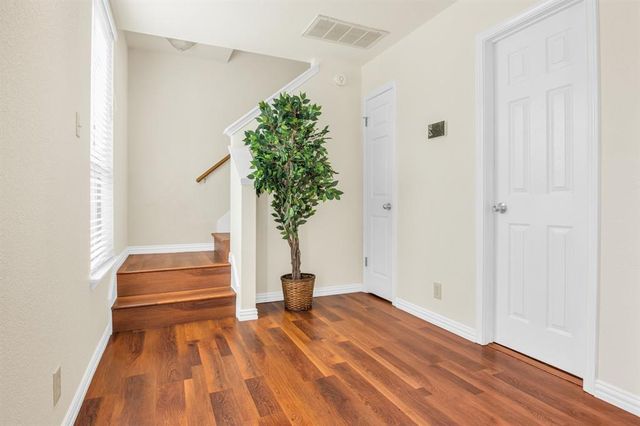 1803 Lion Heart DR, Cedar Park, TX 78613