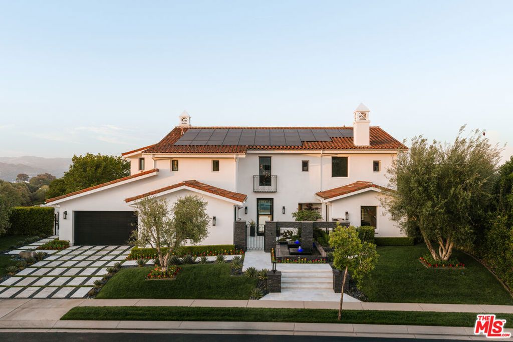 Image 1 of property listing at 25571 Prado De Azul, Calabasas, CA 91302