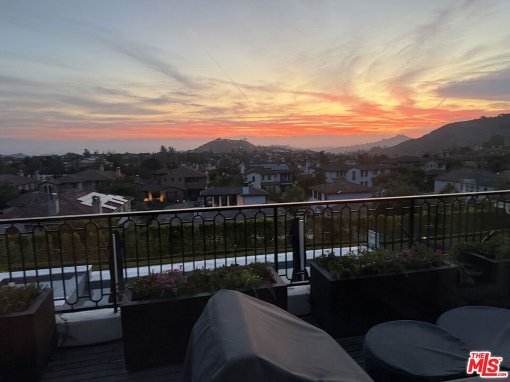 Image 44 of property listing at 25571 Prado De Azul, Calabasas, CA 91302