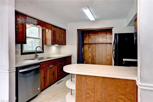 129 Mirror Lake DR, Williamsburg, VA 23188