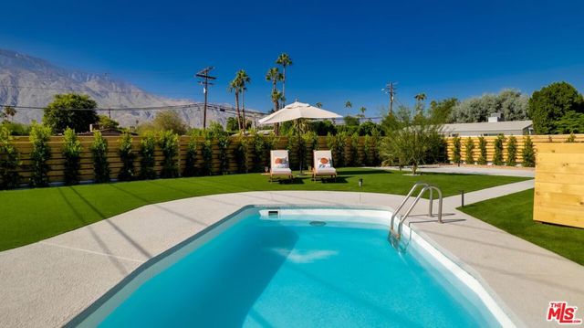 3841 E Camino Parocela, Palm Springs, CA 92264