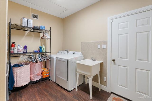 2905 Las Cruces Drive, Edinburg, TX 78539