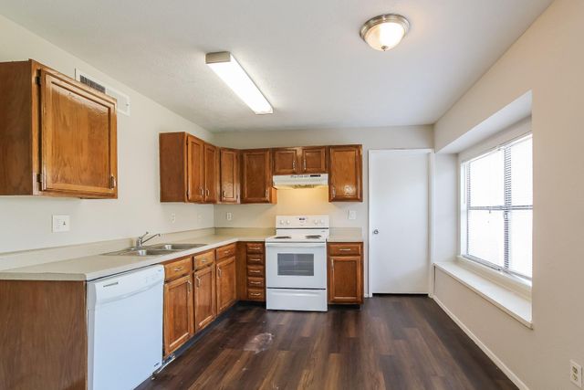 22730 Millgate Drive, Spring, TX 77373