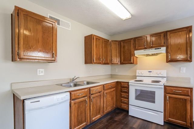 22730 Millgate Drive, Spring, TX 77373