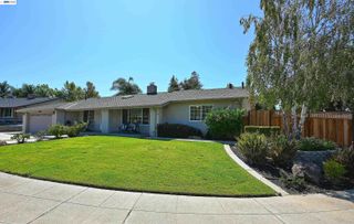 1147 Lomitas Ave, Livermore, CA 94550