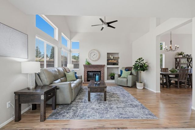 2350 Winterrush Ln, Lincoln, CA 95648