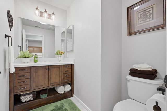 2350 Winterrush Ln, Lincoln, CA 95648