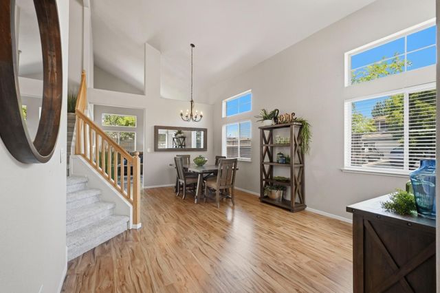2350 Winterrush Ln, Lincoln, CA 95648