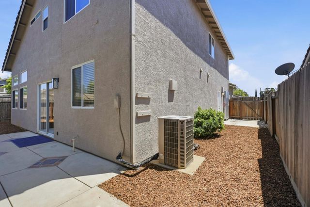 2350 Winterrush Ln, Lincoln, CA 95648
