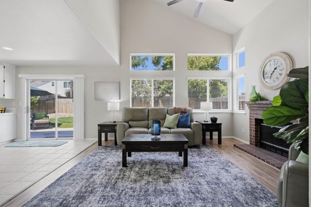 2350 Winterrush Ln, Lincoln, CA 95648