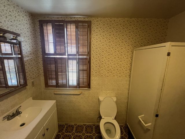 1215 White Blvd, Murfreesboro, TN 37129