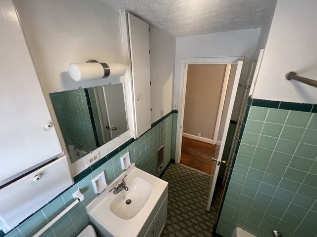 1215 White Blvd, Murfreesboro, TN 37129