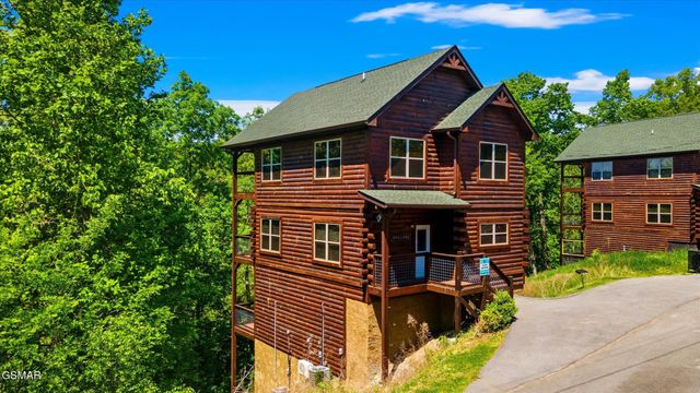 2243 Wingspan Drive, Sevierville, TN 37876