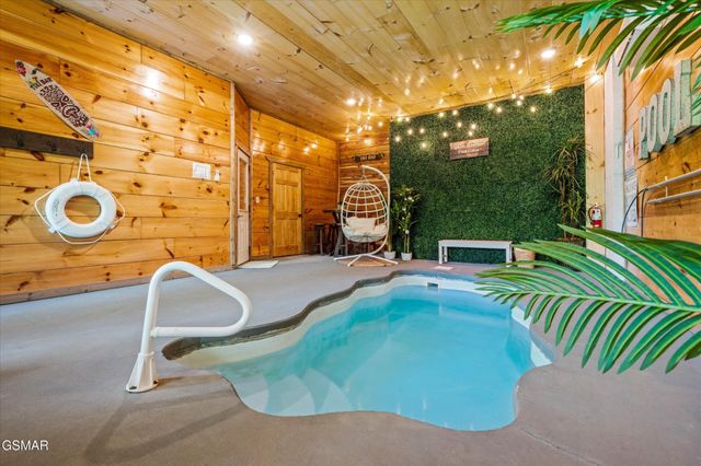 2243 Wingspan Drive, Sevierville, TN 37876