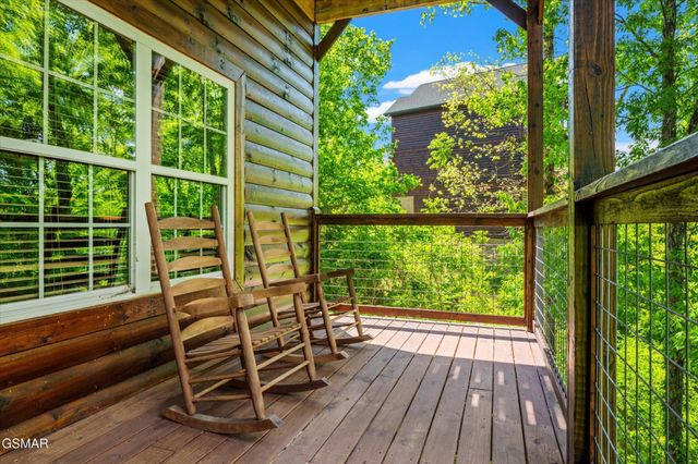 2243 Wingspan Drive, Sevierville, TN 37876