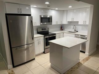 1829 Fairview Villa Drive 2, West Palm Beach, FL 33406