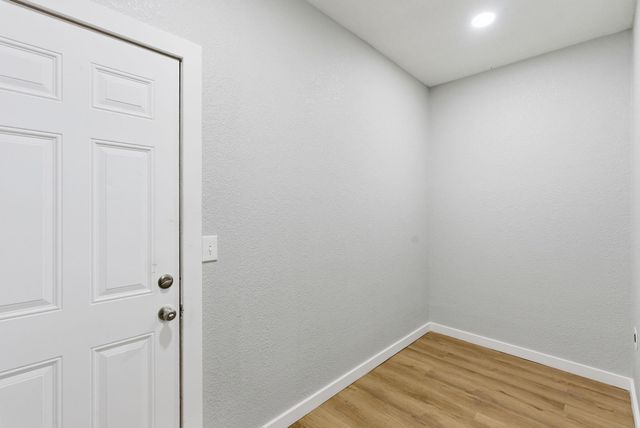 1504 S Hydraulic Ave, Wichita, KS 67211