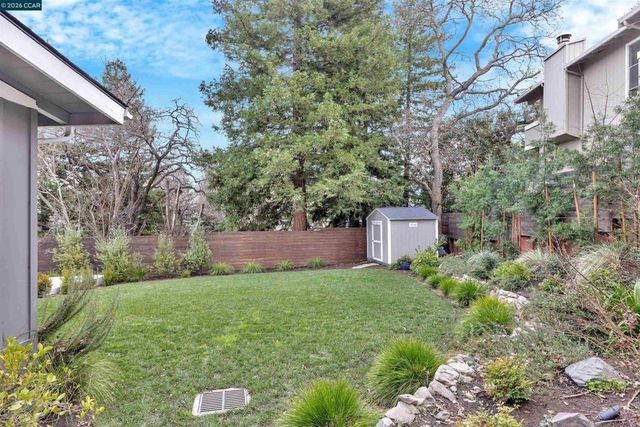 10 Vista Hermosa, Walnut Creek, CA 94597