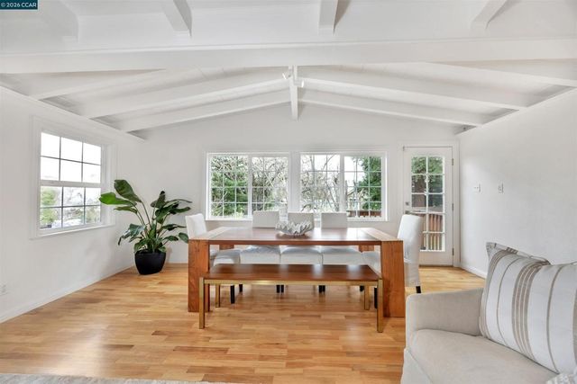 10 Vista Hermosa, Walnut Creek, CA 94597