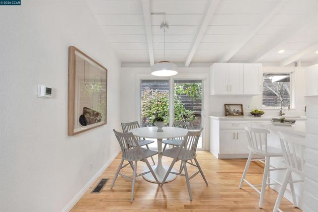 10 Vista Hermosa, Walnut Creek, CA 94597