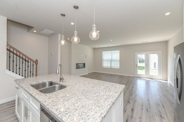 124 Fister Dr, Lebanon, TN 37090