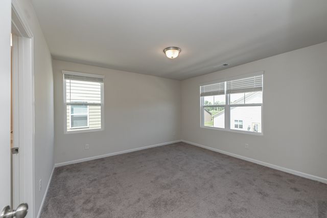 124 Fister Dr, Lebanon, TN 37090