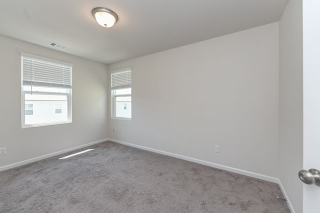 124 Fister Dr, Lebanon, TN 37090