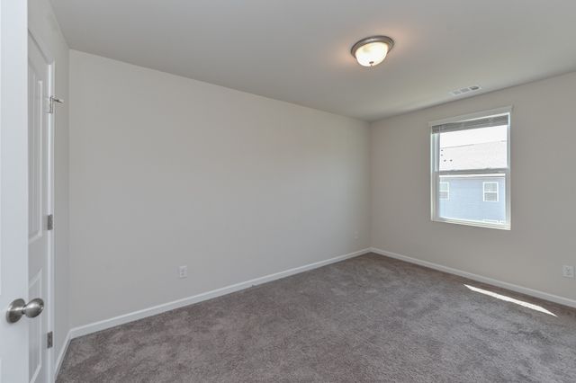 124 Fister Dr, Lebanon, TN 37090