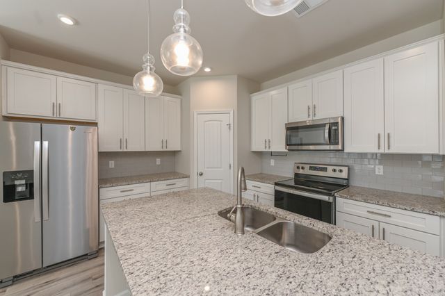 124 Fister Dr, Lebanon, TN 37090