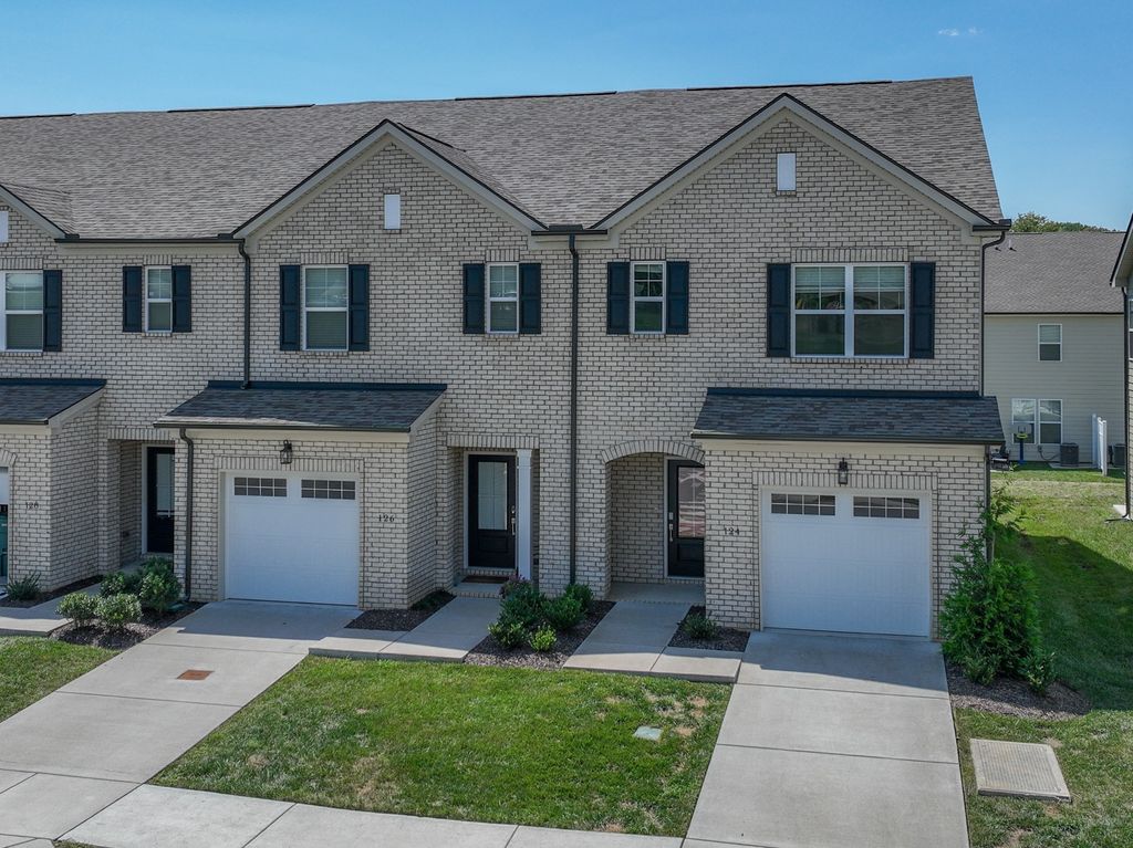 124 Fister Dr, Lebanon, TN 37090