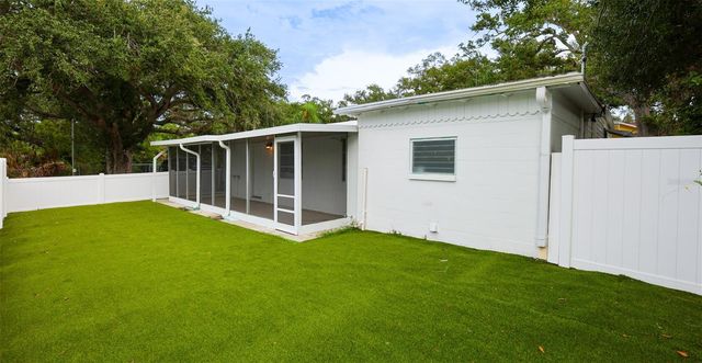 12596 143RD STREET, Largo, FL 33774