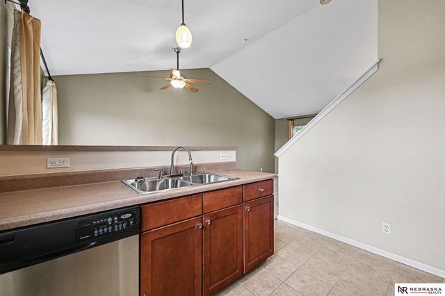 19502 U Street, Omaha, NE 68135